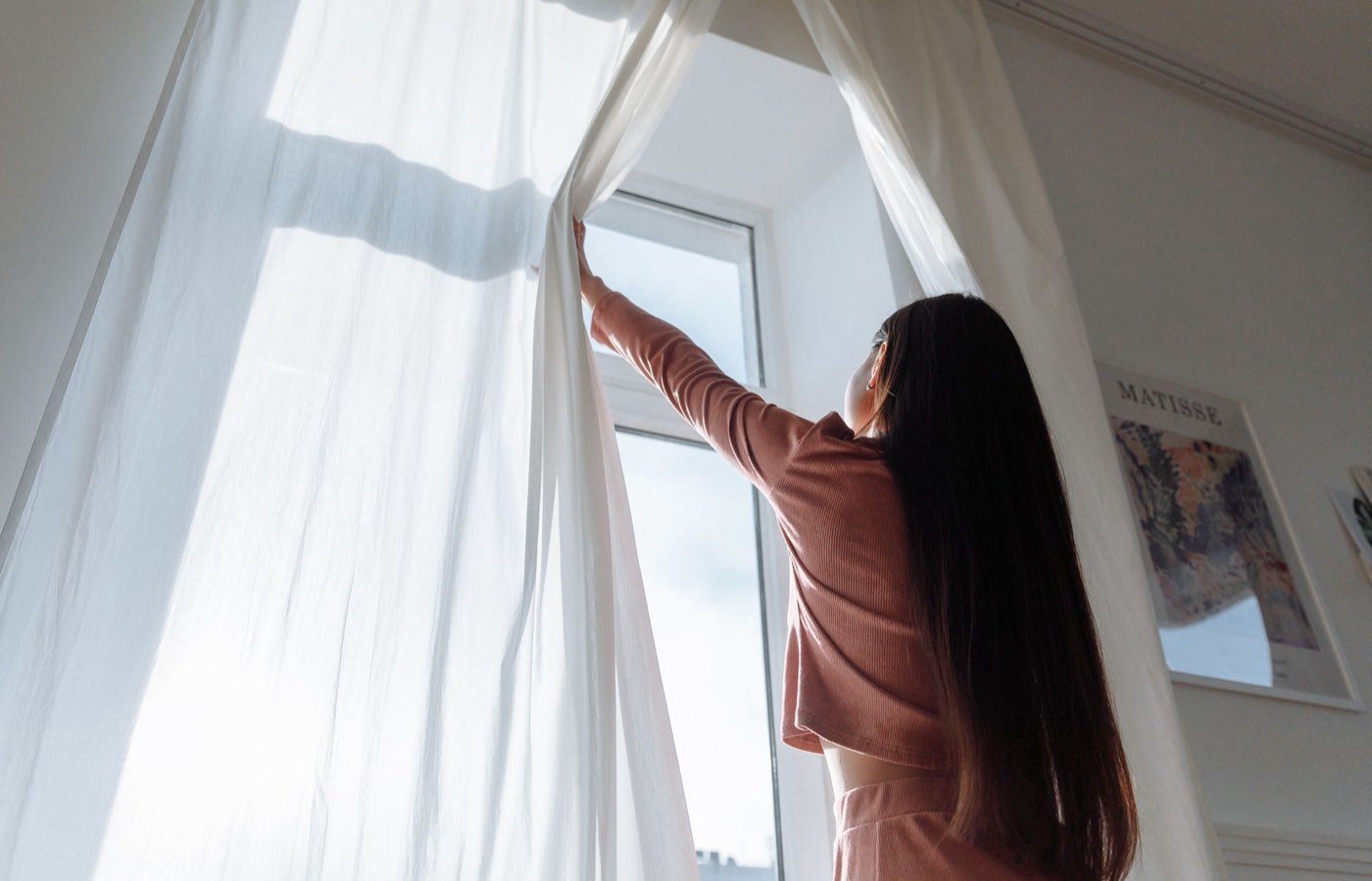 Optimiser la lumière naturelle chez soi : conseils pratiques