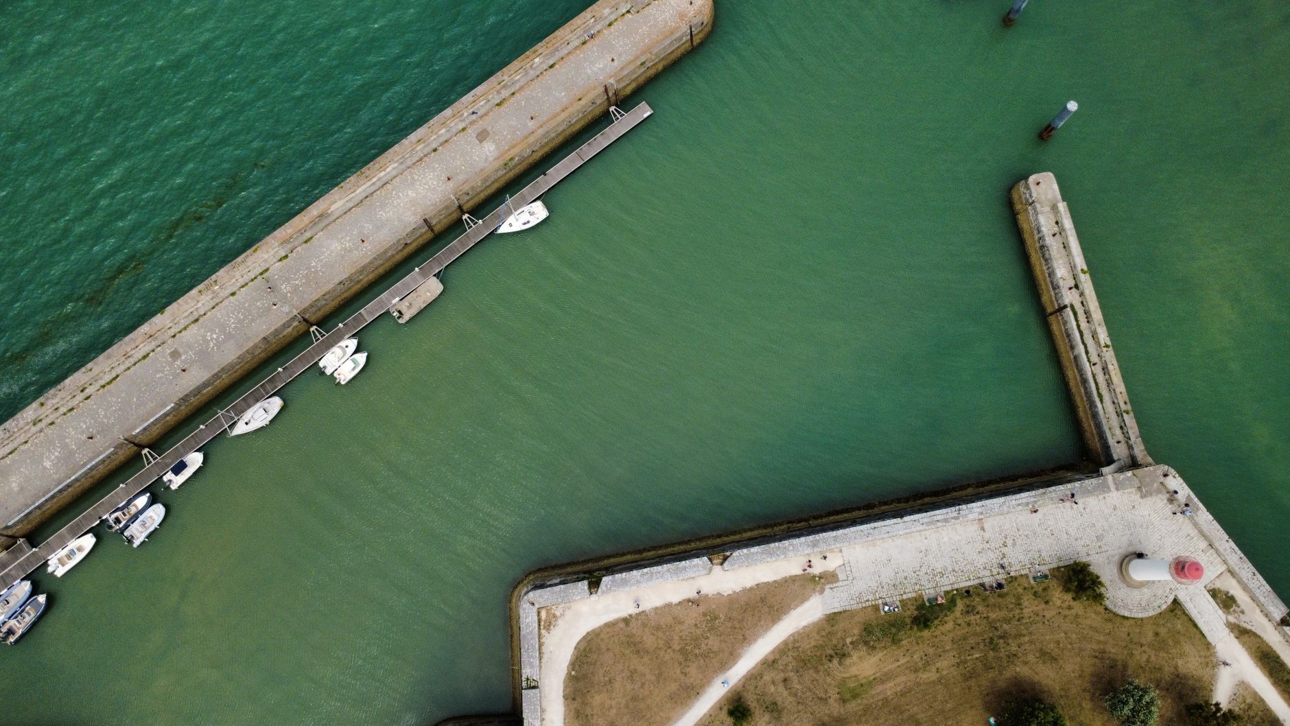 Protégez votre maison des inondations : 5 astuces incontournables