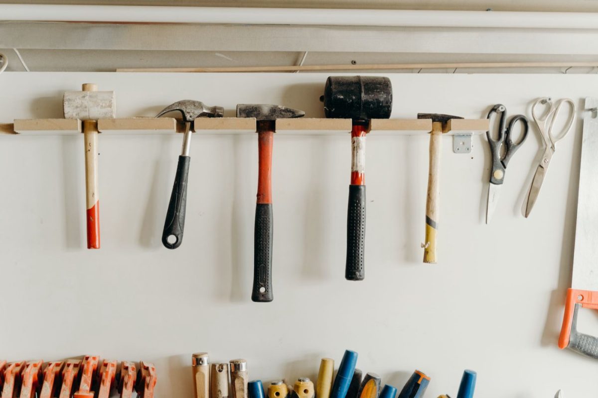 Outils indispensables pour bricoler chez soi