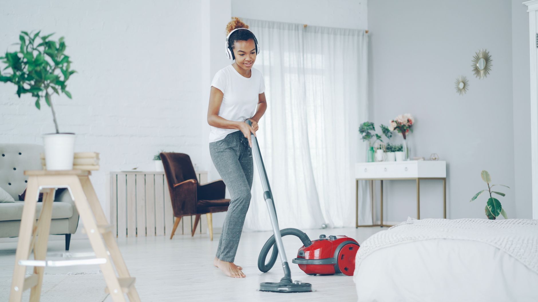 Dyson ou Miele : quel aspirateur choisir selon l'usage