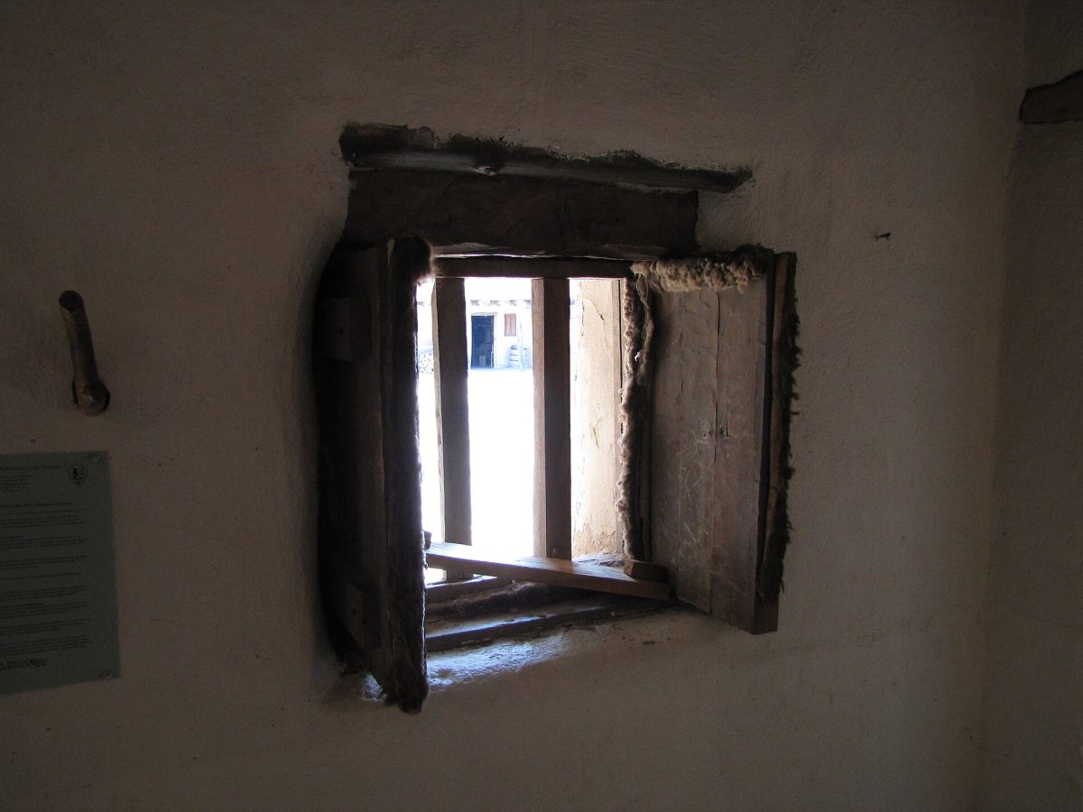 Astuces pour isoler les fenêtres sans gros travaux